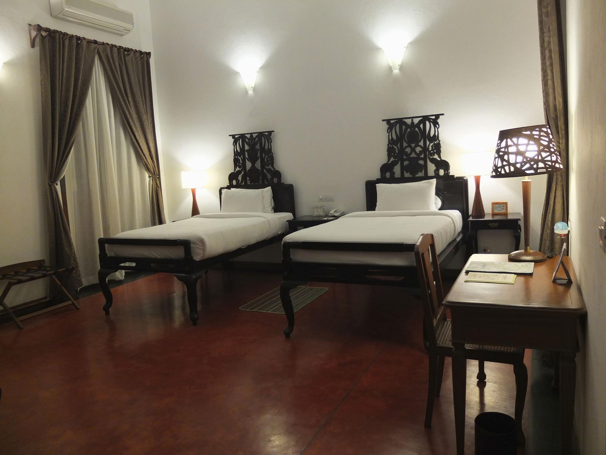 Palais De Mahe - A Cgh Earth Experience Hotel Pondicherry Ngoại thất bức ảnh