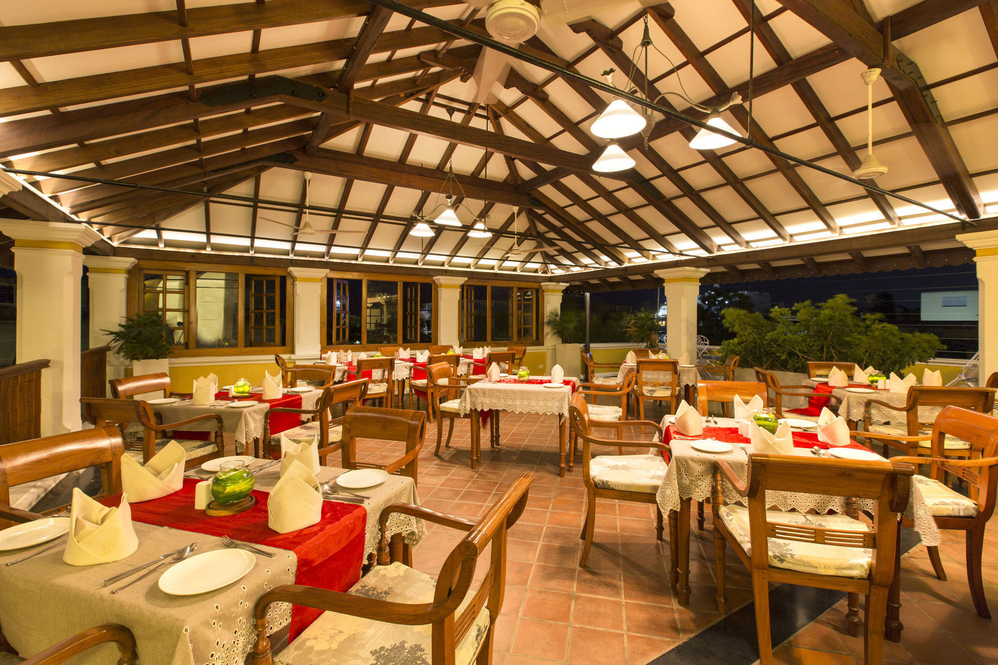 Palais De Mahe - A Cgh Earth Experience Hotel Pondicherry Ngoại thất bức ảnh