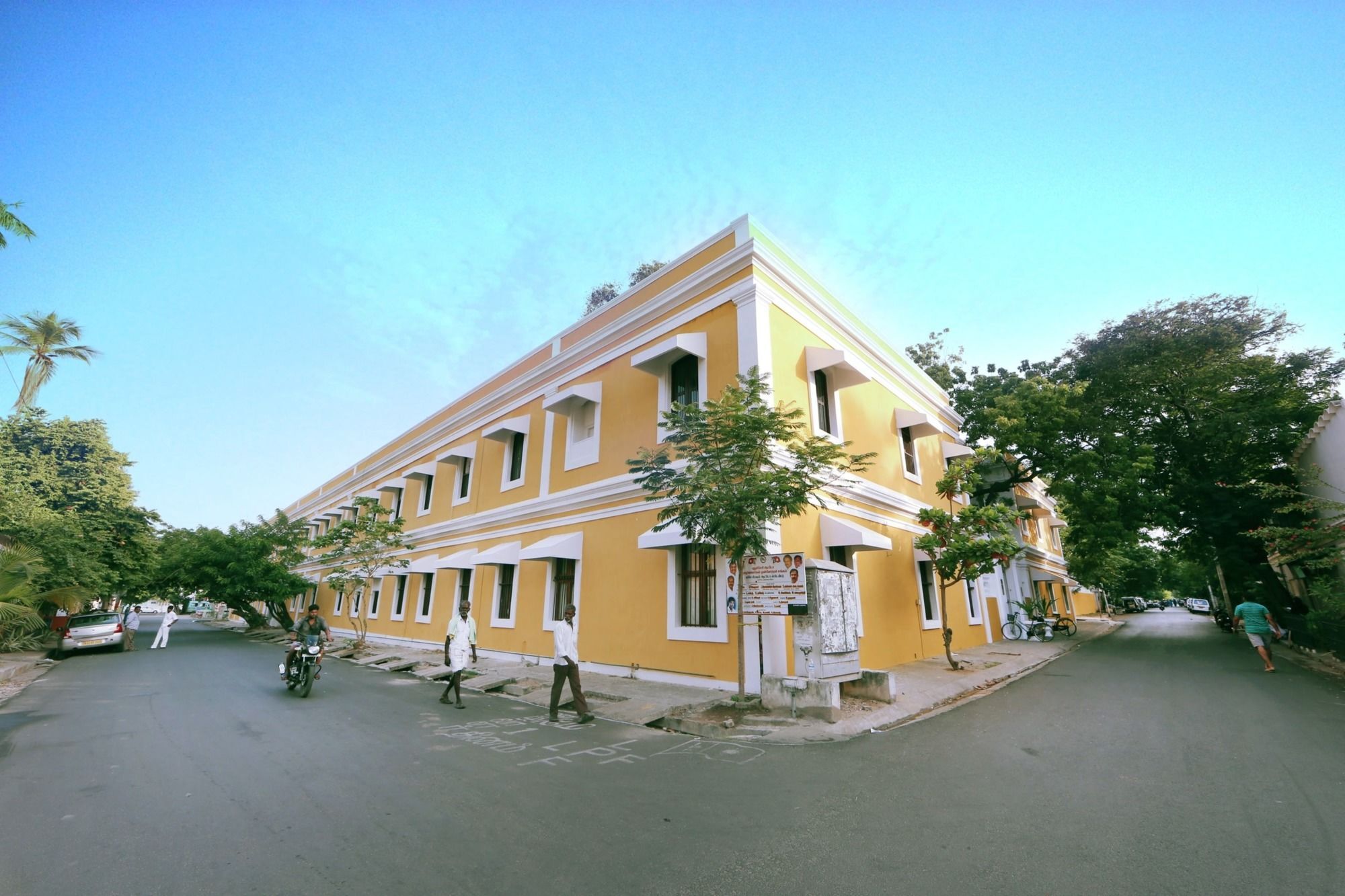 Palais De Mahe - A Cgh Earth Experience Hotel Pondicherry Ngoại thất bức ảnh