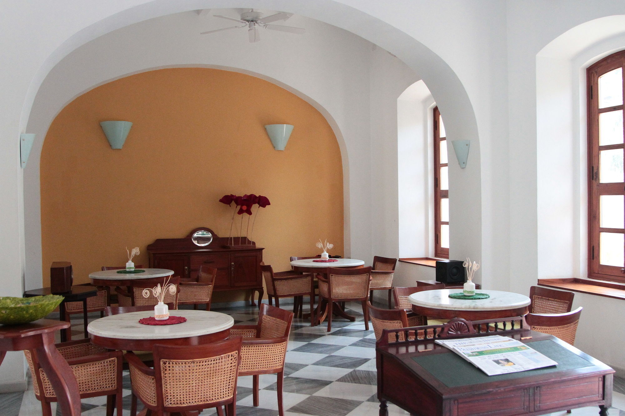 Palais De Mahe - A Cgh Earth Experience Hotel Pondicherry Ngoại thất bức ảnh